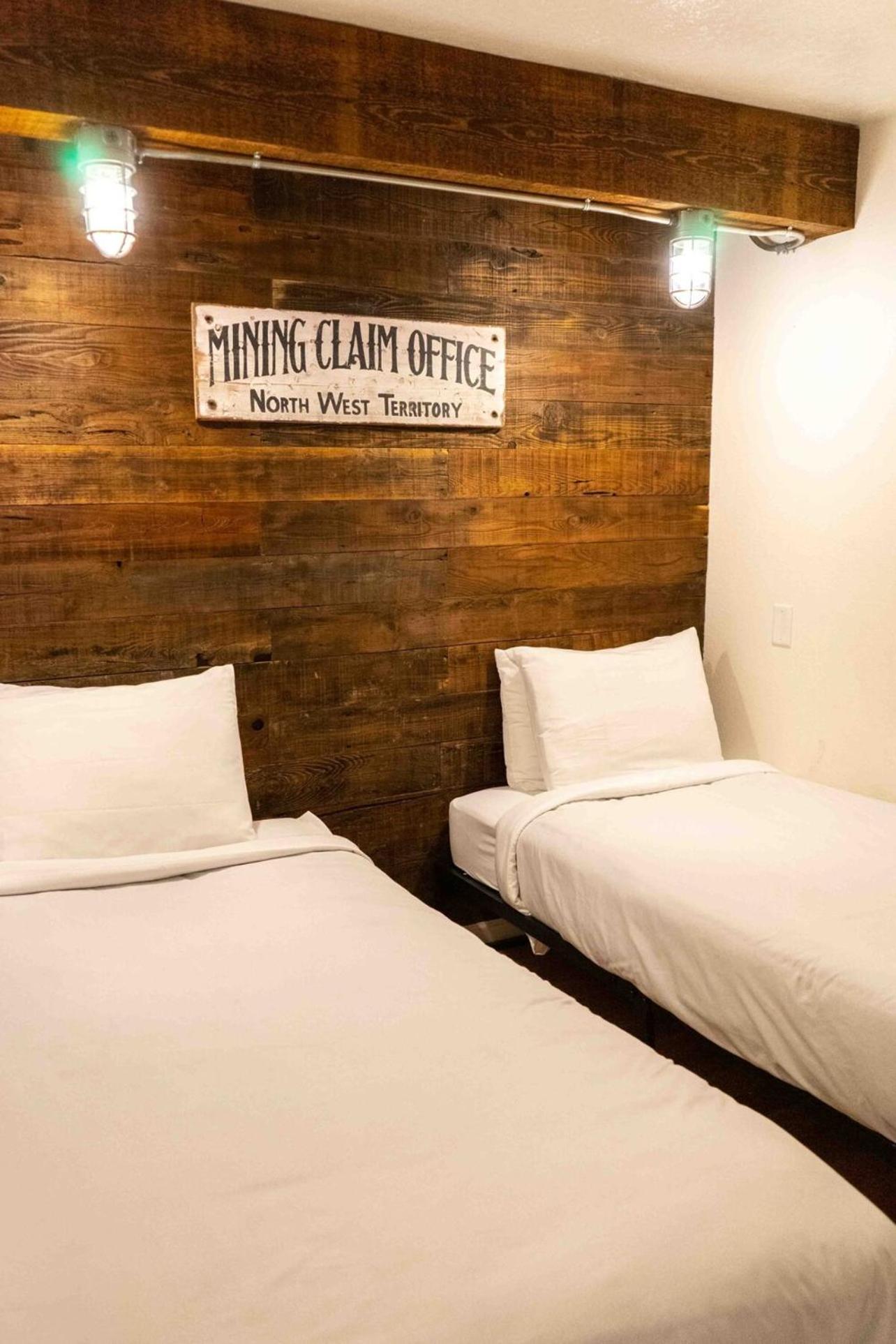 Bear Cave- Pet Friendly Suite In Shaver Lake シェイバー・レイク エクステリア 写真