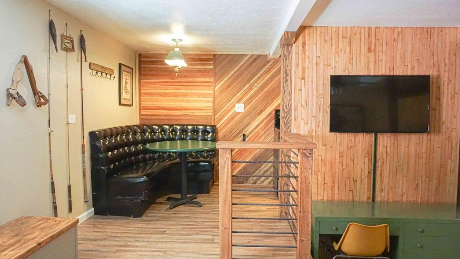 Bear Cave- Pet Friendly Suite In Shaver Lake シェイバー・レイク エクステリア 写真