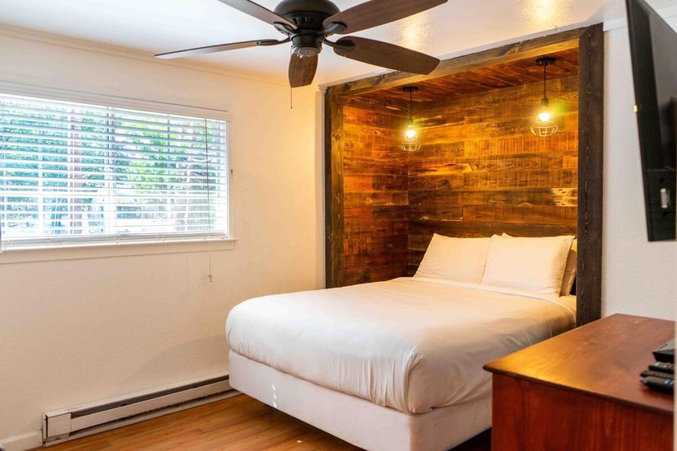Bear Cave- Pet Friendly Suite In Shaver Lake シェイバー・レイク エクステリア 写真