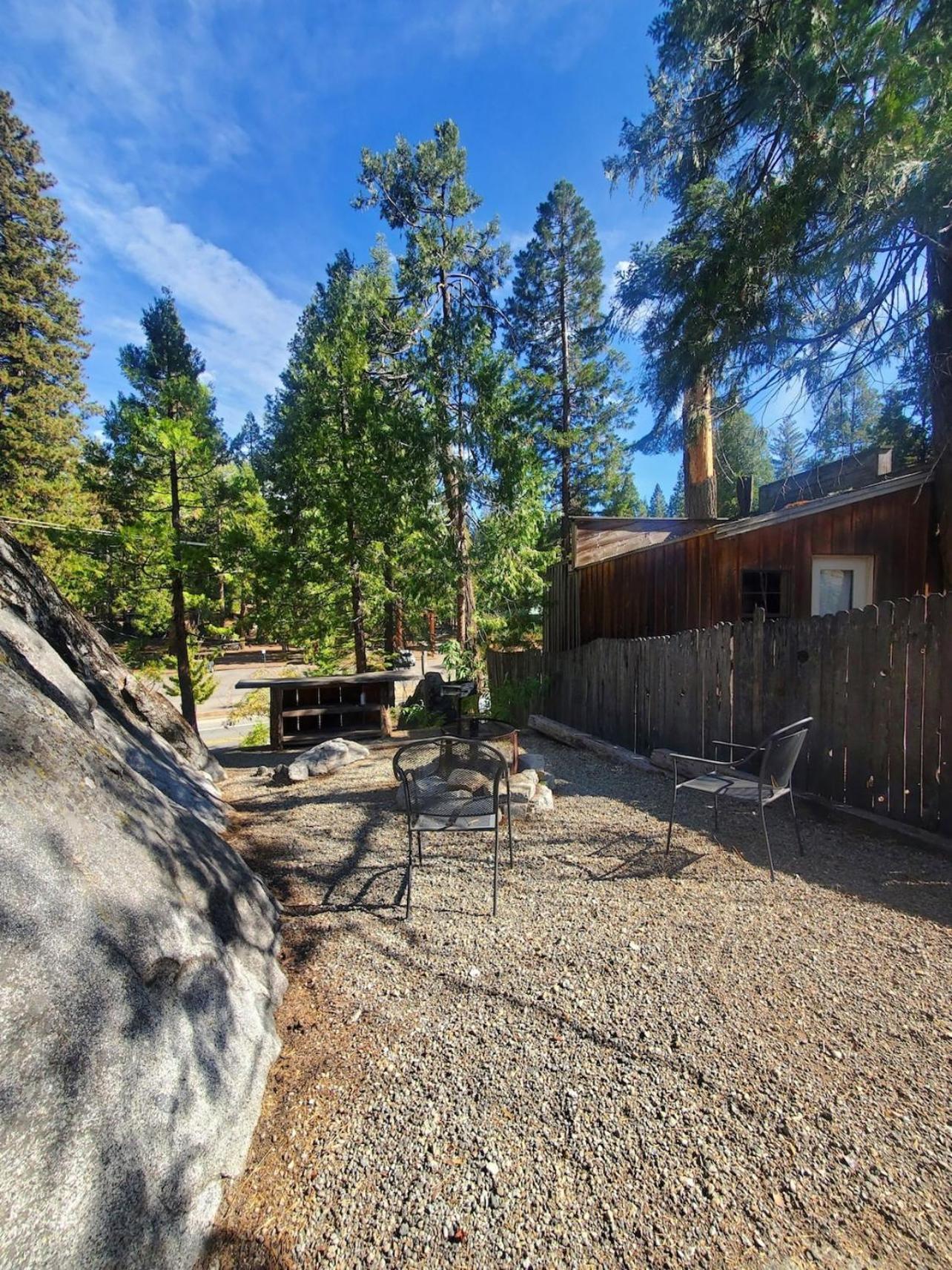 Bear Cave- Pet Friendly Suite In Shaver Lake シェイバー・レイク エクステリア 写真